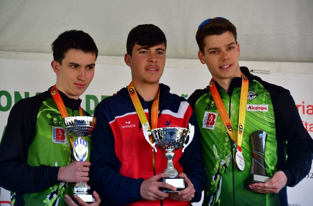 Los oros de Nicolás Castaño e Iván Galiano coronan una gran actuación del CODA en el Campeonato de España de Campo a través